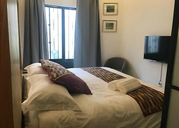 Guest house Casa Lalique Mexico City